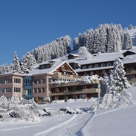 Ferien- Und Familienhotel Alpina 阿德尔博登 外观 照片